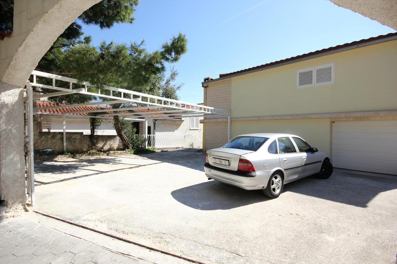 Apartments And Rooms With Parking Space Makarska - 6767 מראה חיצוני תמונה